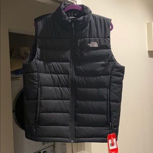 Men’s The North Face aconcagua vest